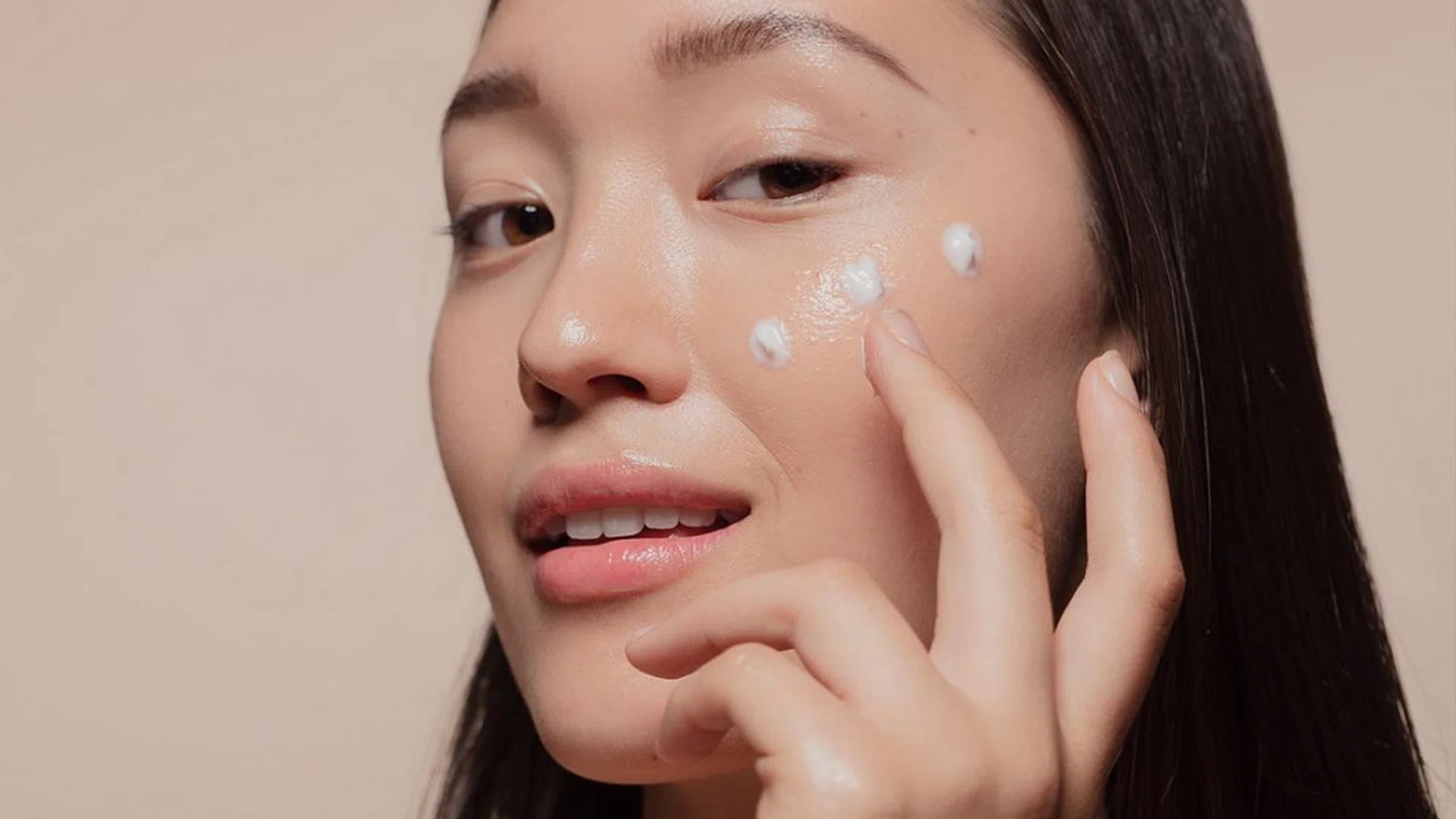Give your skin a moisture boost: The one ingredient in your beauty regime you need for that healthy, radiant glow