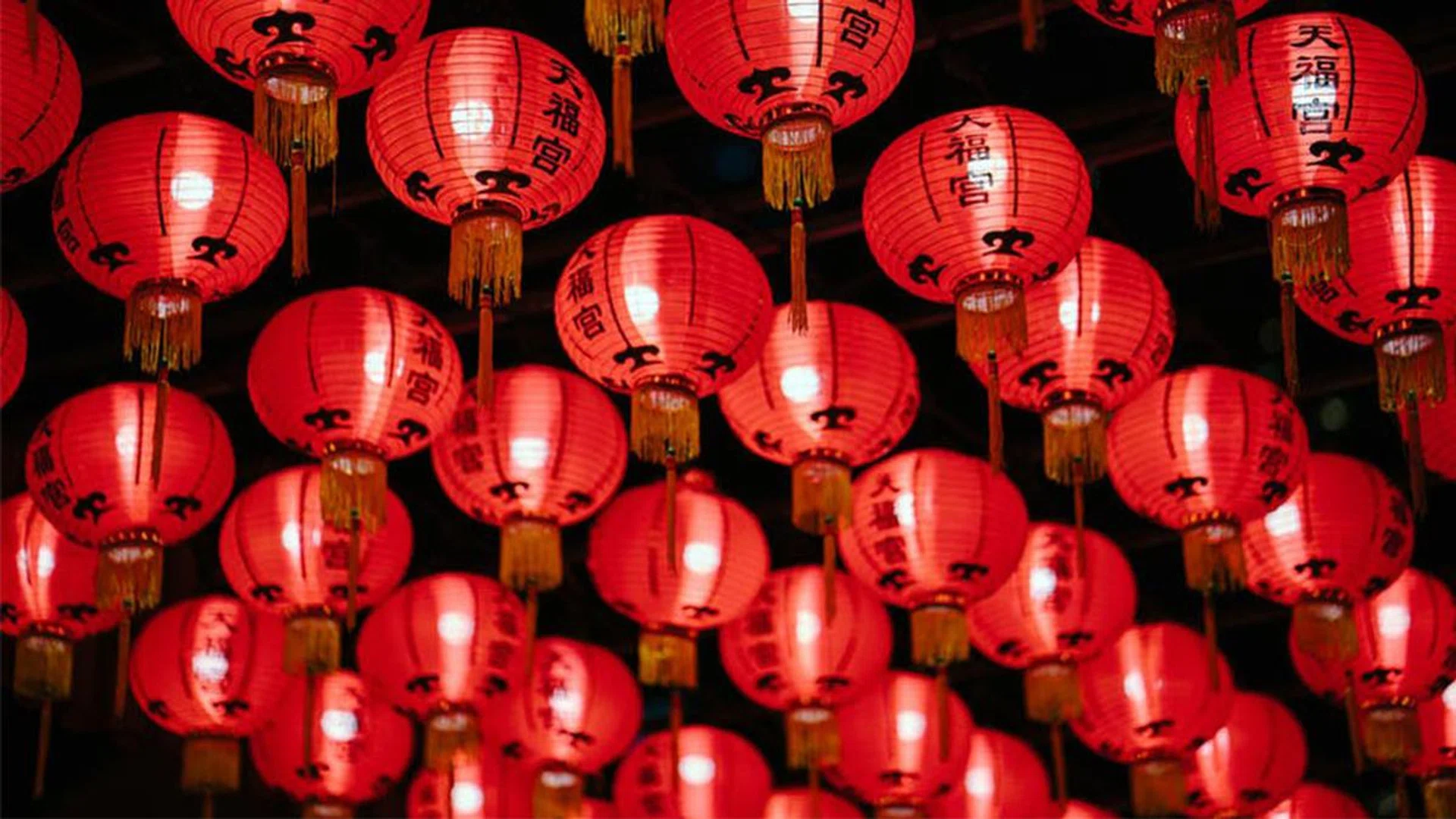 How To Save A Little More Money During Chinese New Year_Featured