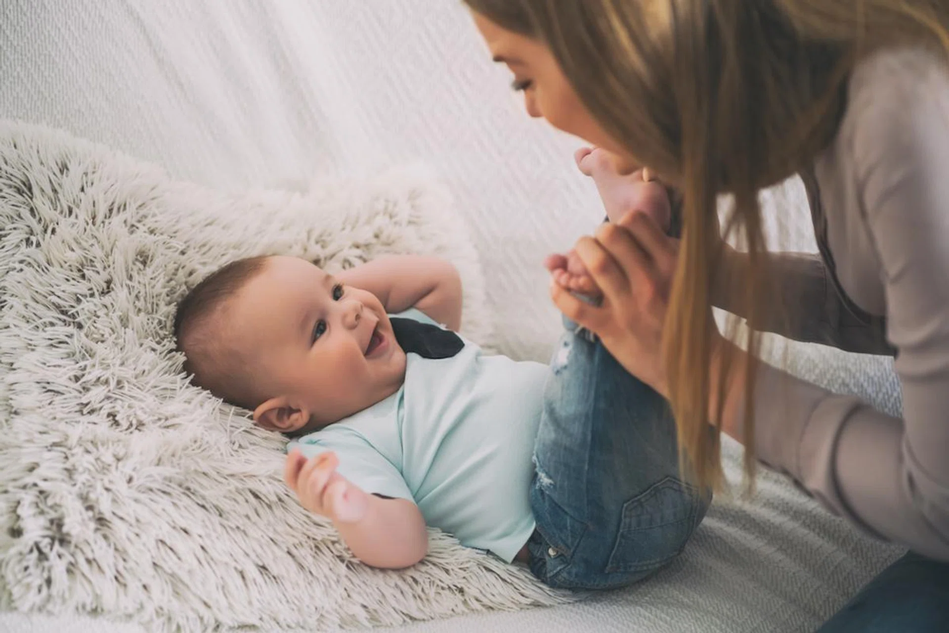 5-simple-ways-to-build-a-positive-breastfeeding-journey