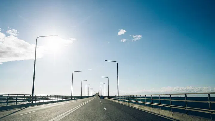 People in Singapore with eczema often report that the hot and humid weather affects their skin.