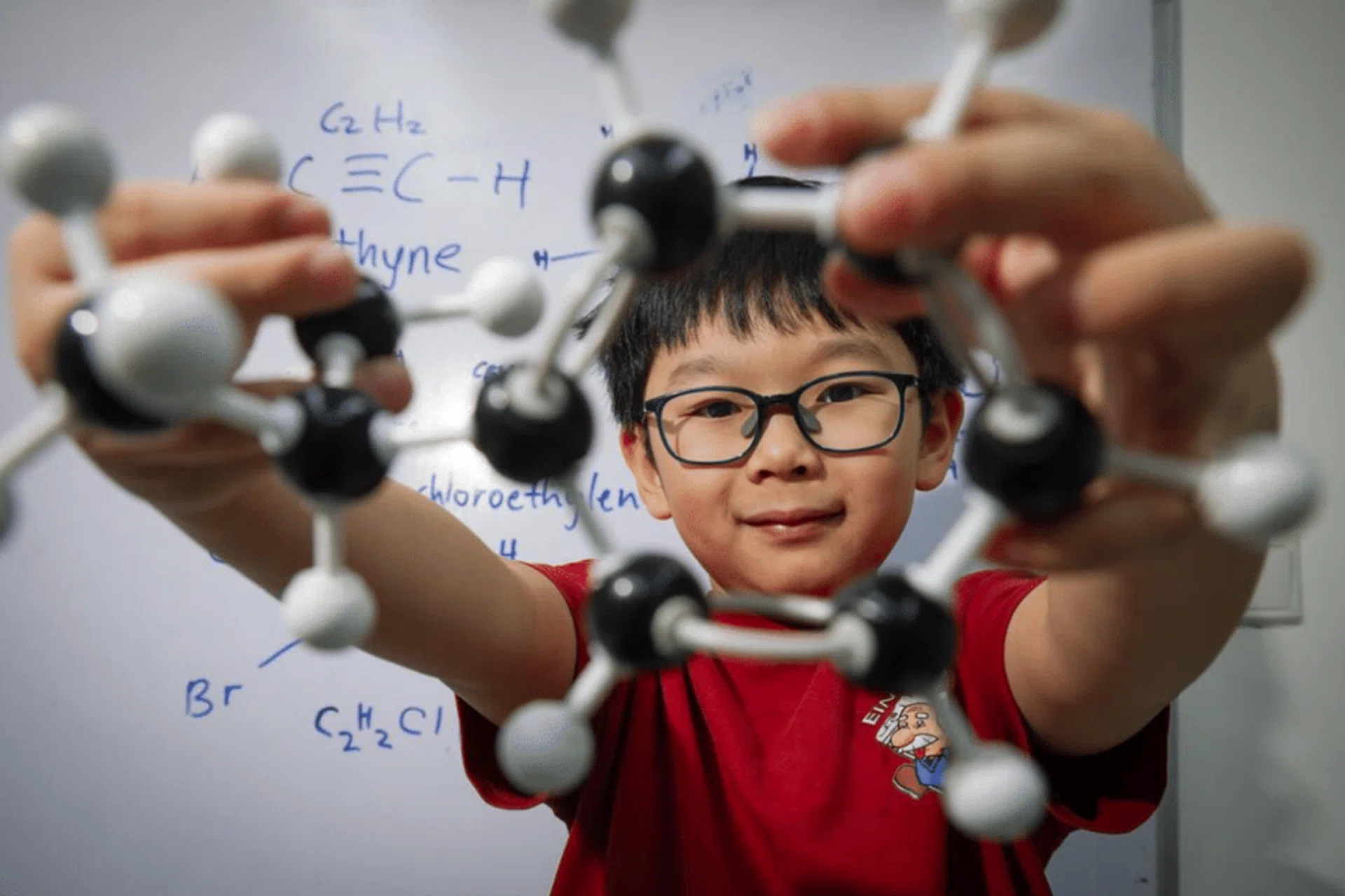 Singapore 7-Year-Old Attends NTU Chemistry Lectures