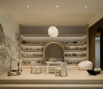 Artsy Orchard Road Condo Apartment With Unique Furnishings