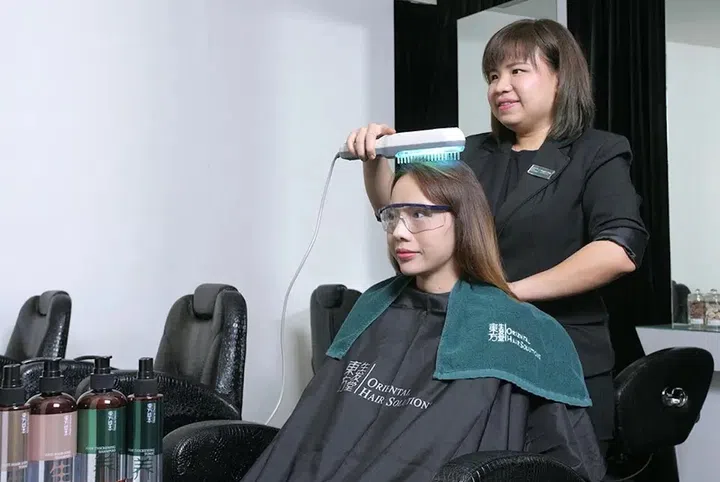 Helio Light Therapy, Oriental Hair Solutions