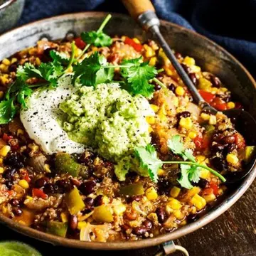 Quinoa, Black Bean & Chipotle Chilli