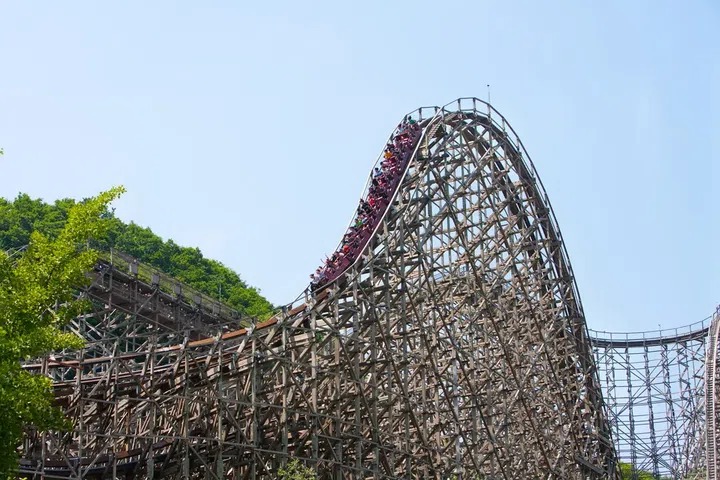 Best 9.9 sale travel deals: 51% off Everland Theme Park Tickets