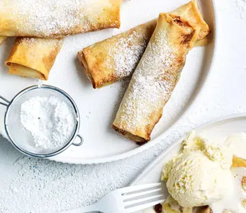 Air Fryer Apple Pie Rolls