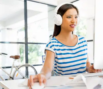 working-in-the-office-wfh-spotify-playlists-music