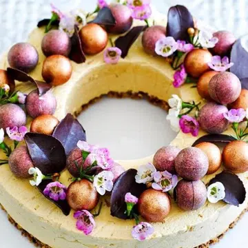 Christmas Coffee Wreath Cake