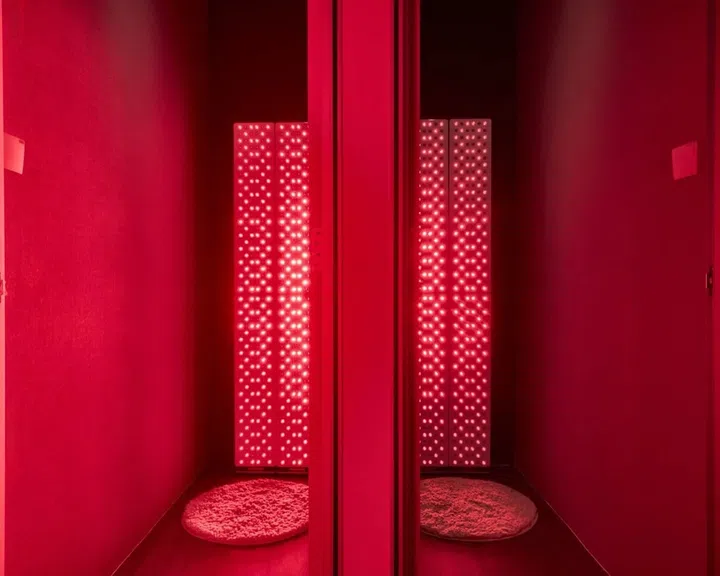 Best Red Light Therapy Experience, House Longevity and Sauna Bath House