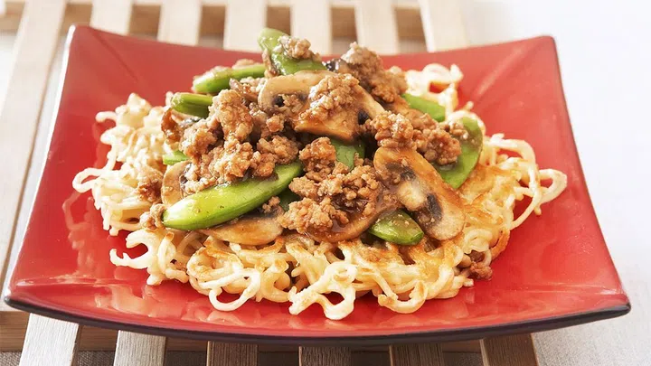 4 ways with 2-minute noodles - Noodle pancakes with hoisin pork