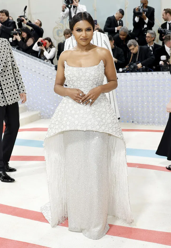NEW YORK, NEW YORK - MAY 01: Mindy Kaling attends The 2023 Met Gala Celebrating "Karl Lagerfeld: A Line Of Beauty" at The Metropolitan Museum of Art on May 01, 2023 in New York City. (Photo by Mike Coppola/Getty Images)