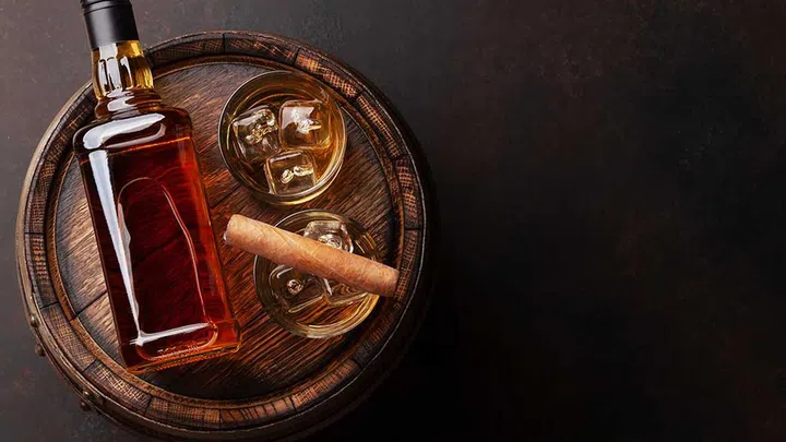 In the '90s, US tie store Knot Shop started pumping the smell of leather, oak, and tobacco into its retail outlets.