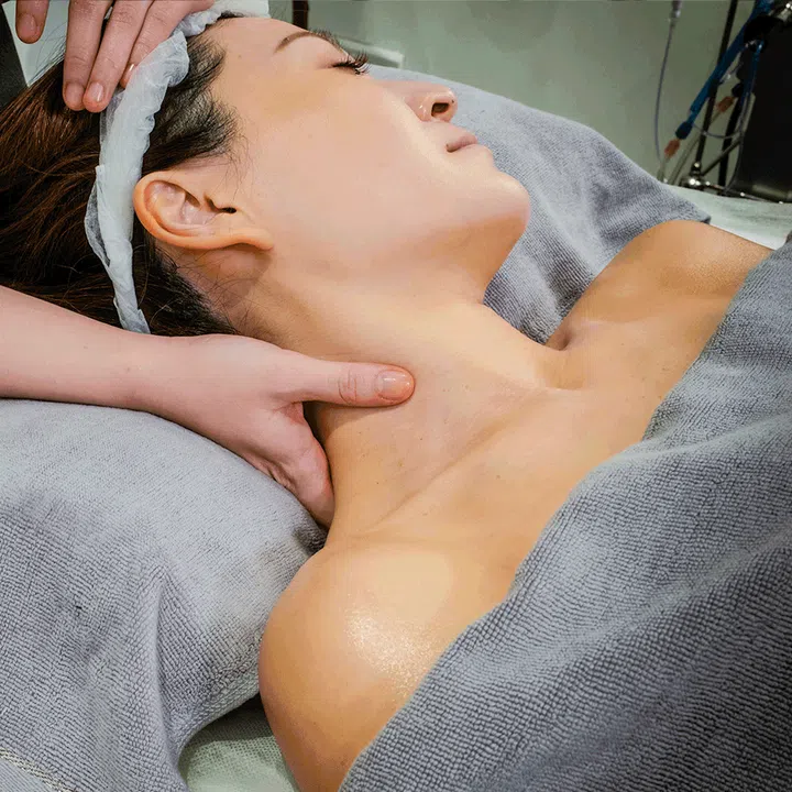 Hanisul Facial, Aurra by Jet Concepts