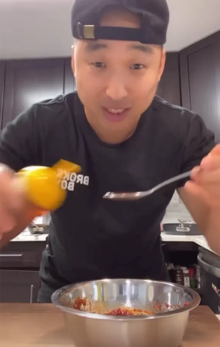 TikTok/@chefchrischo