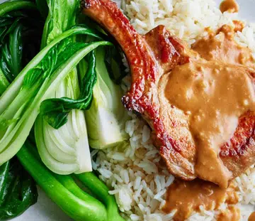 Pork Cutlets With Satay Sauce
