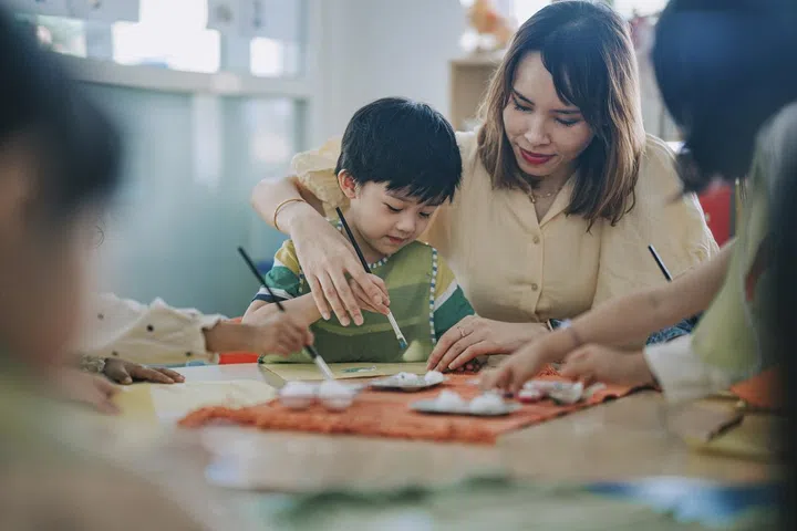 Offer flexible break times and working arrangements