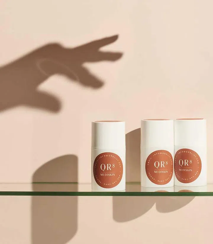 Qr8 MediSkin utilises Telehealth to chat with clients aged 18 and above to provide customisable, safe, and medically robust treatments in a convenient, comfortable environment. 