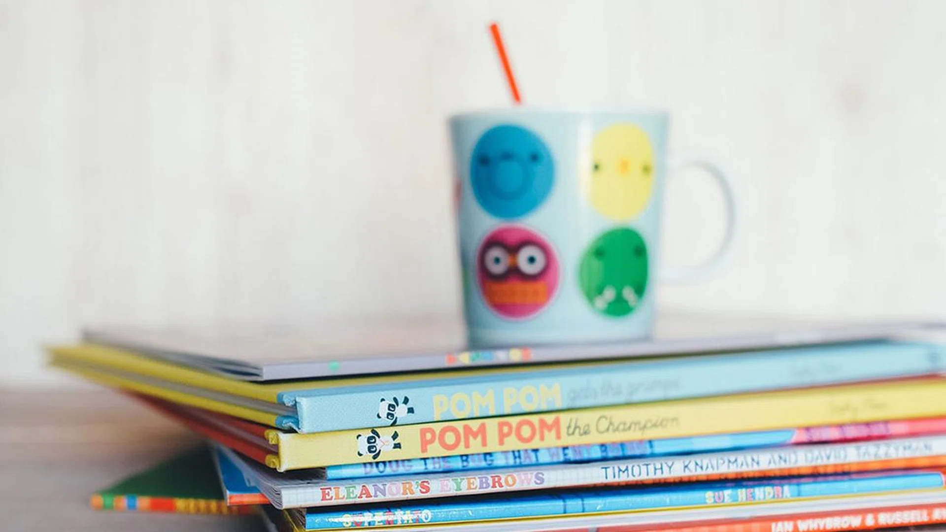 Want Your Kids To Love Reading? Here’s How To Raise Little Readers