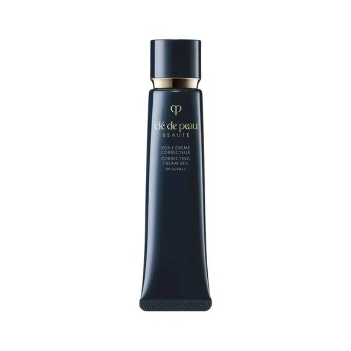 Photo: Clé de Peau Beauté
