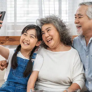 Conflict-free Relationship with the Grandparents