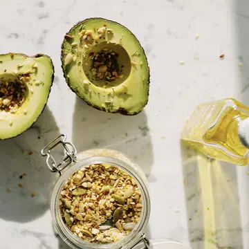 Foods to eat for healthy clear skin