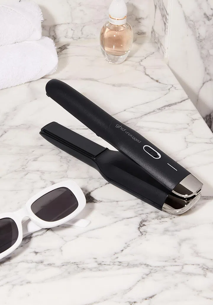 The GHD Unplugged only has one temperature setting at 185°C.