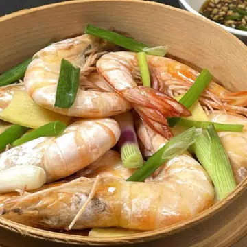 Steamed Prawns With Dipping Sauce