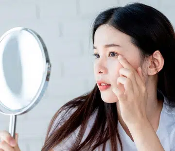 Beauty Mistakes You Should Ditch In 2021, According To These Beauty Insiders