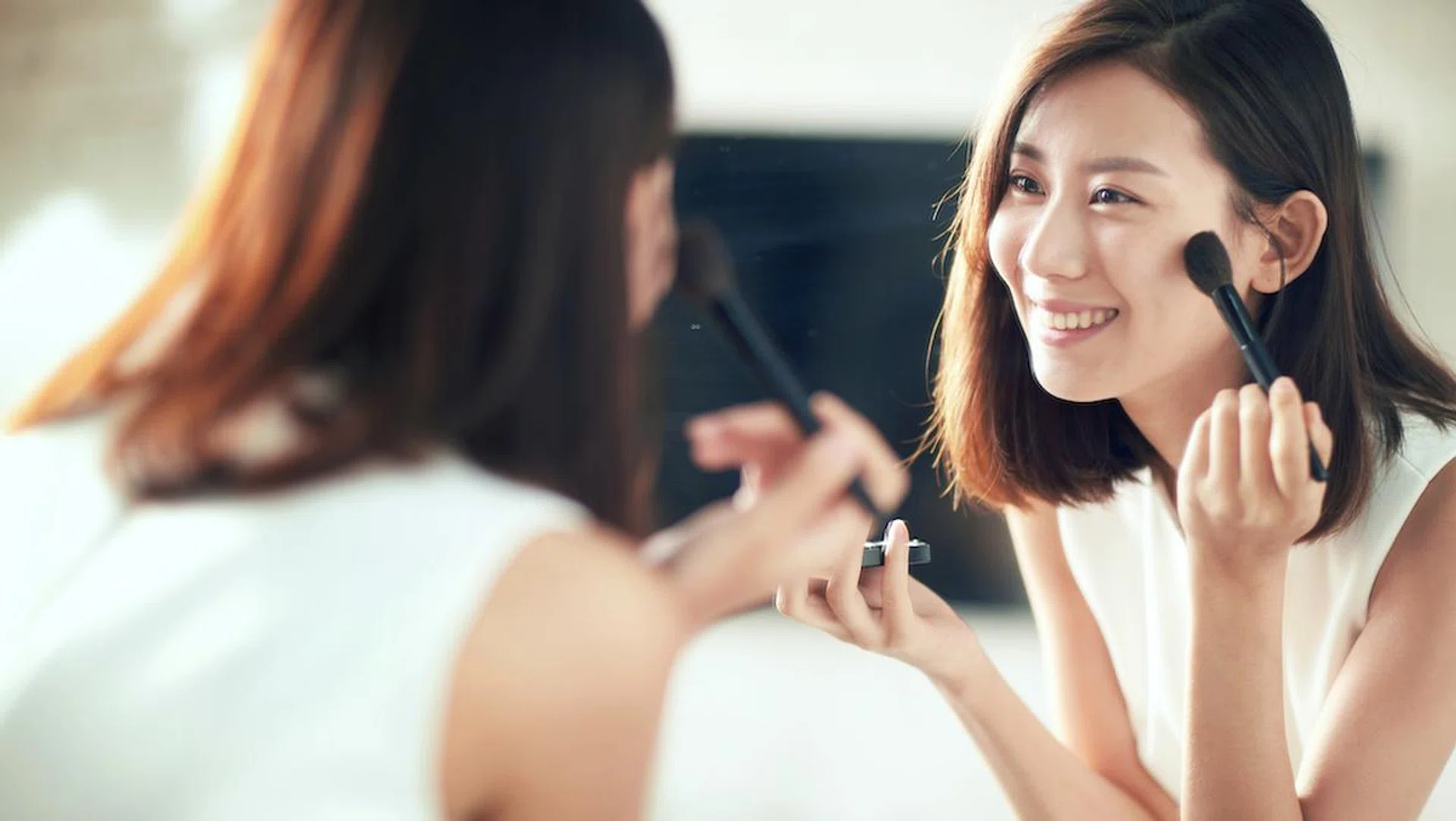 8 sheer foundations perfect for hot weather