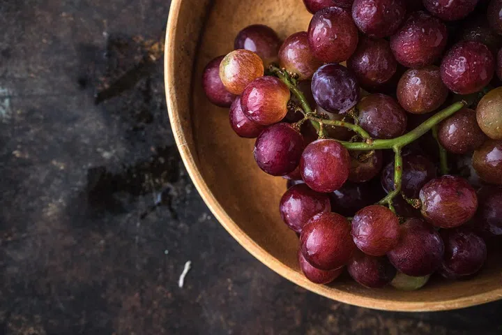lucky fruits fengshui chinese new year CNY grape