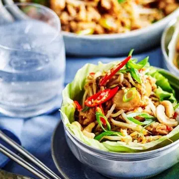 Chilli Chicken San Choy Bao