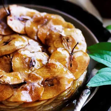 Pure Apple Cake With Golden Syrup Custard