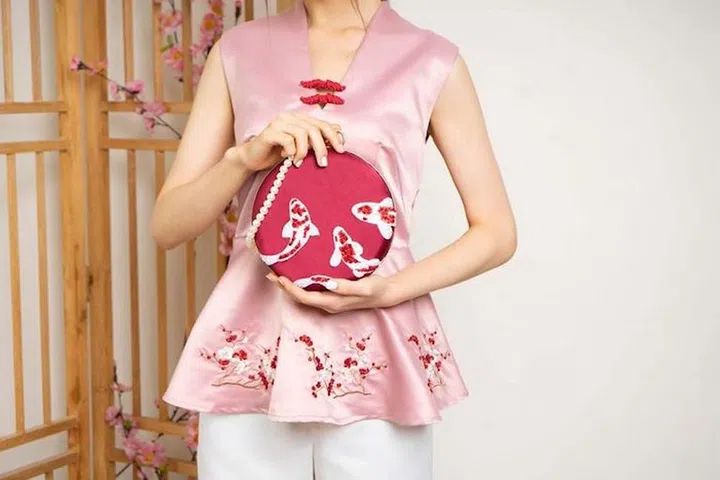 Credit: The Curvakum Label