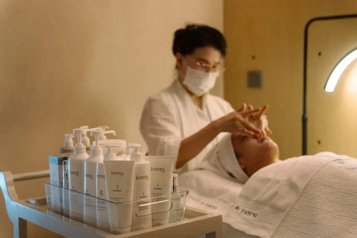 best personalised revitalising facial sage & fawn constellation revitalizing