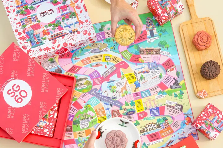 Mdm Ling Bakery game mooncake box