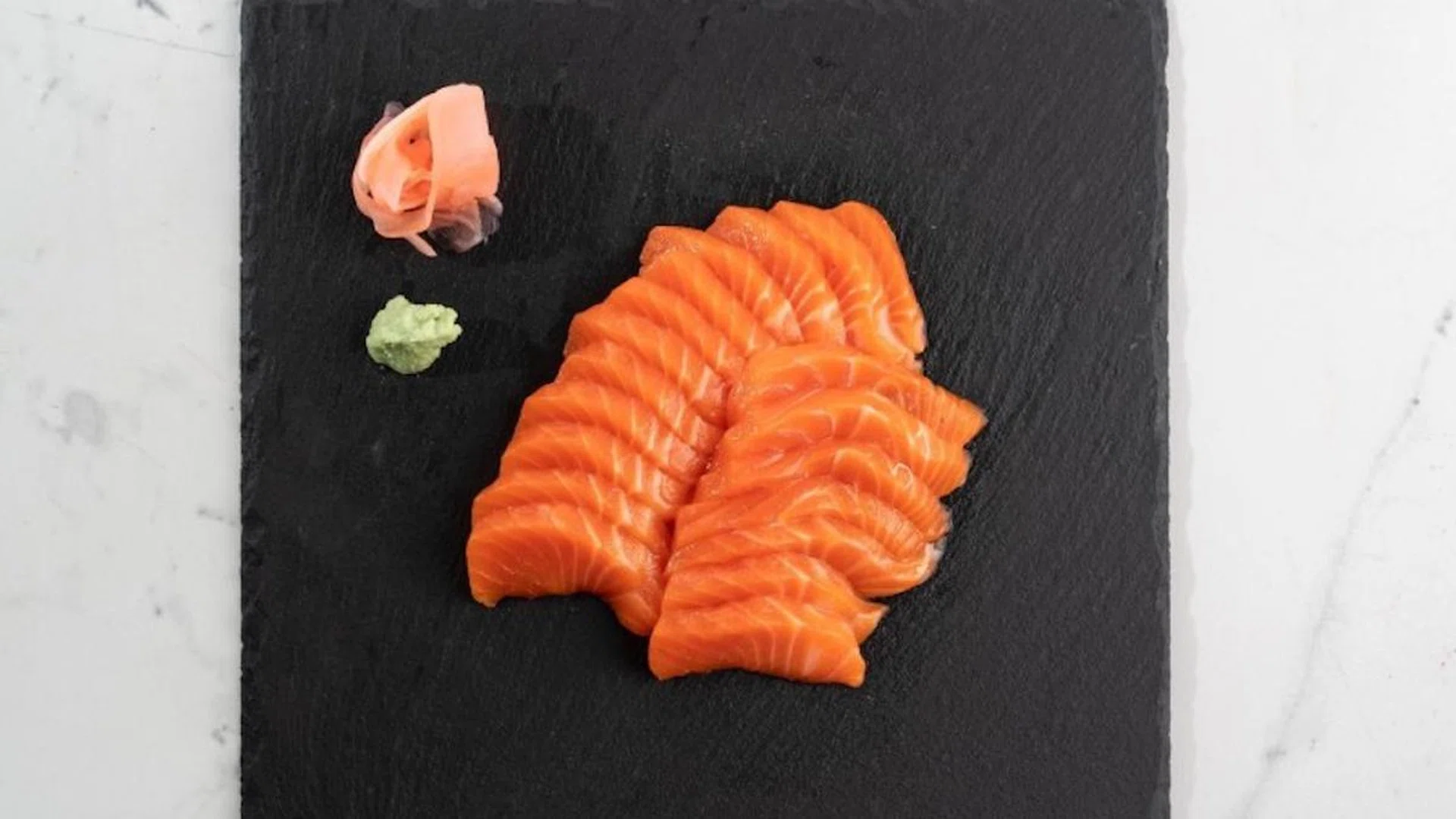 Salmon sashimi yu sheng