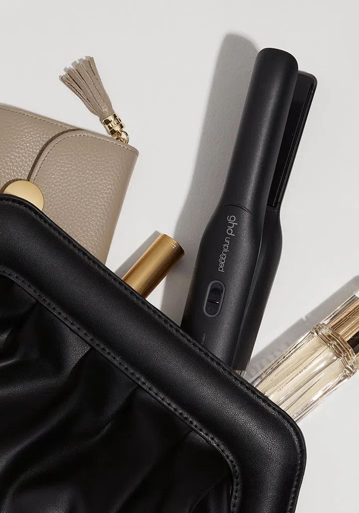 The GHD Unplugged weighs only a nifty 300g.
