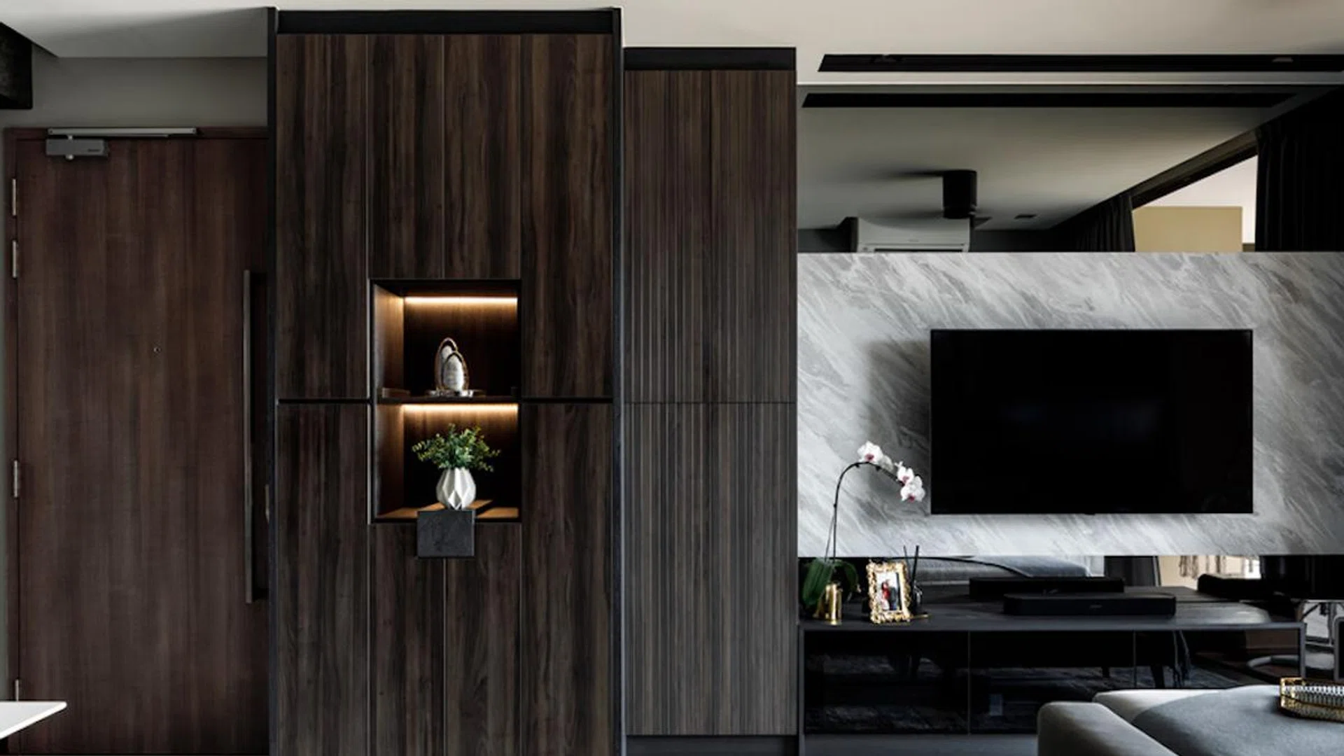 Maximise space condo