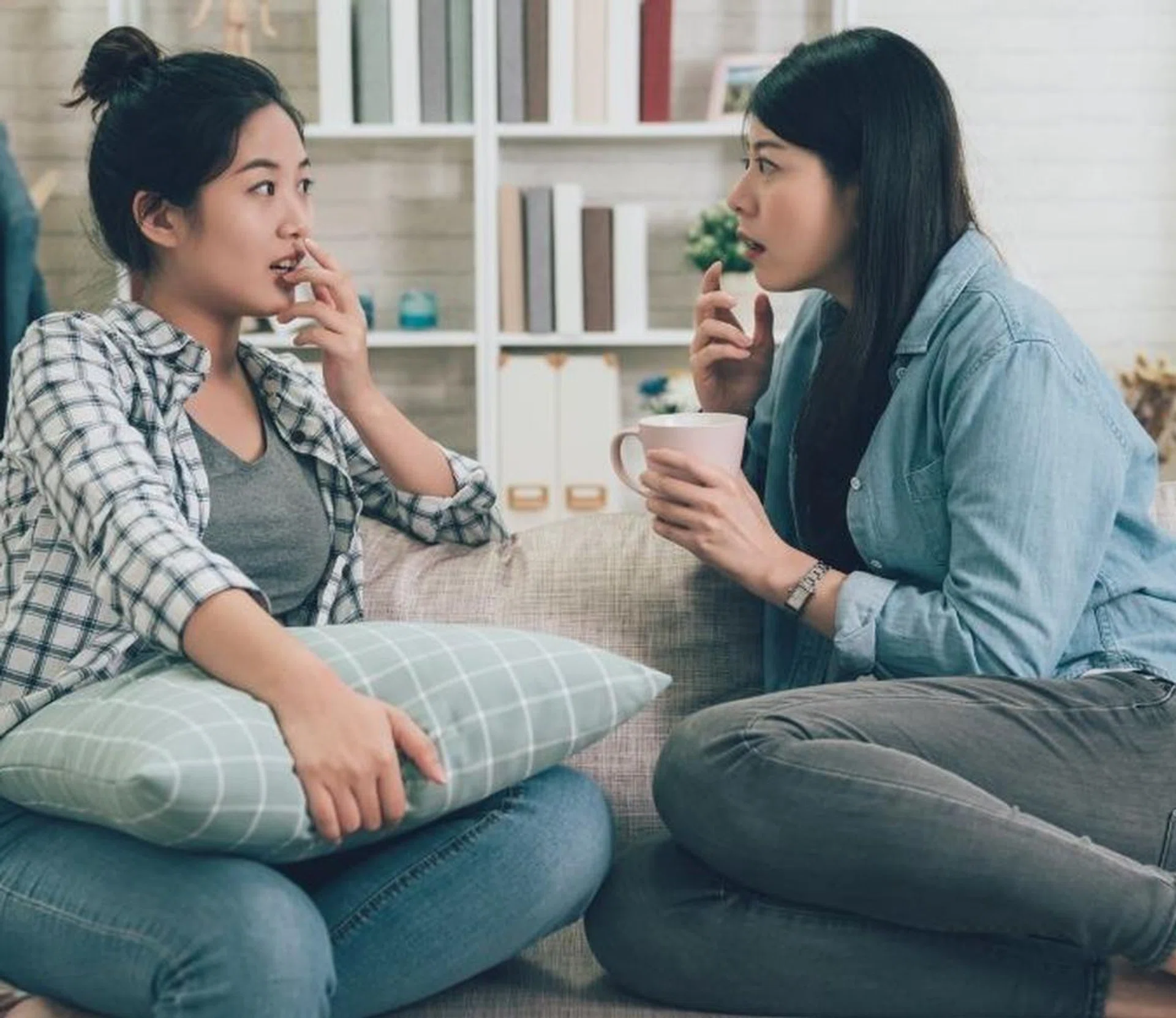 5 Signs Of A Codependent Friendship, And What To Do About It