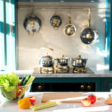 Kitchen cookware