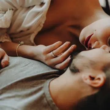 Intimate cuddilng positions better sex