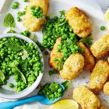 Fish Fingers With Mushy Peas