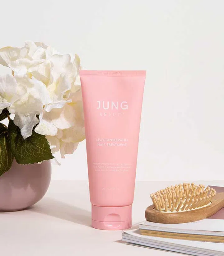 If you have been following the K-beauty site, Ksisters, you would have seen the Jung Beauty two-step steaming hair spa set before. Due to popular demand, the highly-raved leave-in keratin hair mask from the set is now sold separately in a tube ($34).