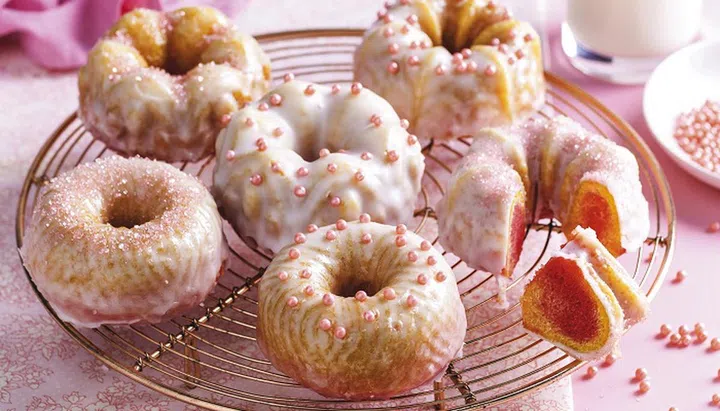 Family Sweets - Tickled Pink - Baby pink cakes with lemon glaze