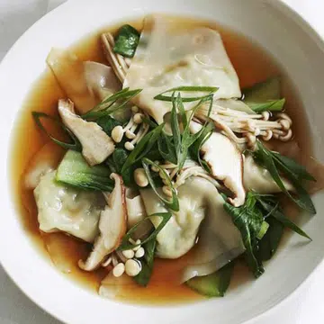 Vegetable Dumplings In Broth