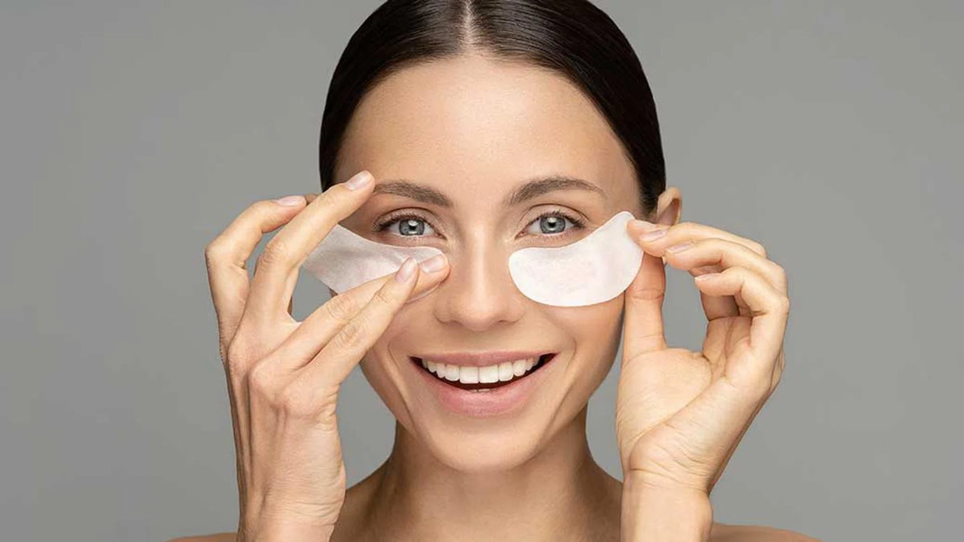 The visible effect on wrinkles will only be apparent after a few weeks of daily application.