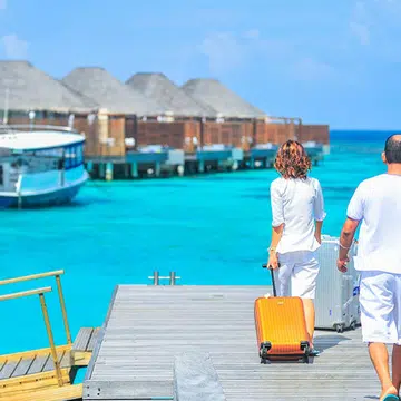 Jetting Off To A Beach Holiday? Get Your Best Waterproof Hairstyle & Makeup Look Here