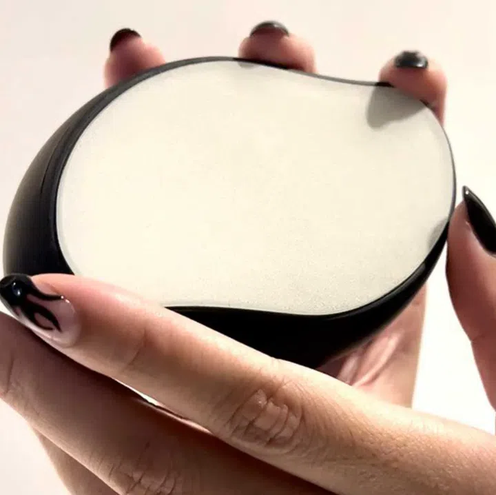 Crystal hair removal stone. Credit: Her World/ Shazrina Shamsudin