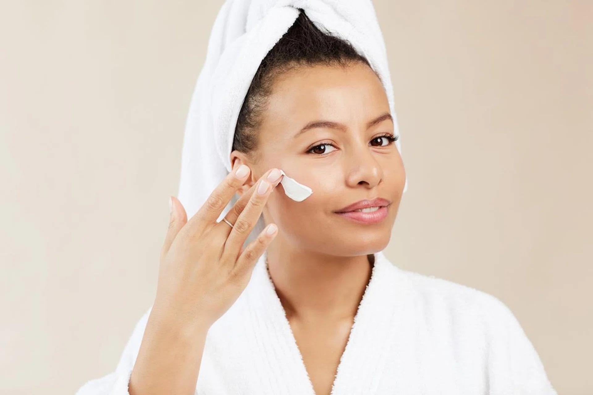 review-why-everyone-is-raving-about-embryolisse-lait-creme-concentre