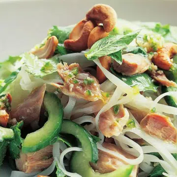 Chinese Barbecued Duck Salad